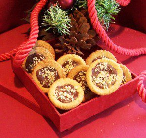 CoveredBridgeHouse-PeanutButterCookieCups-smaller